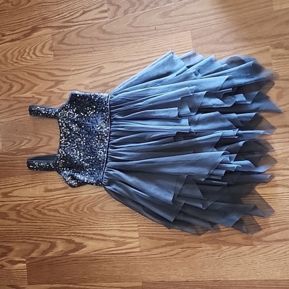 Sparkle dress size 4/5‎